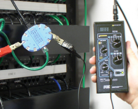 梨林镇美国REI CMA-100反监听音频放大器